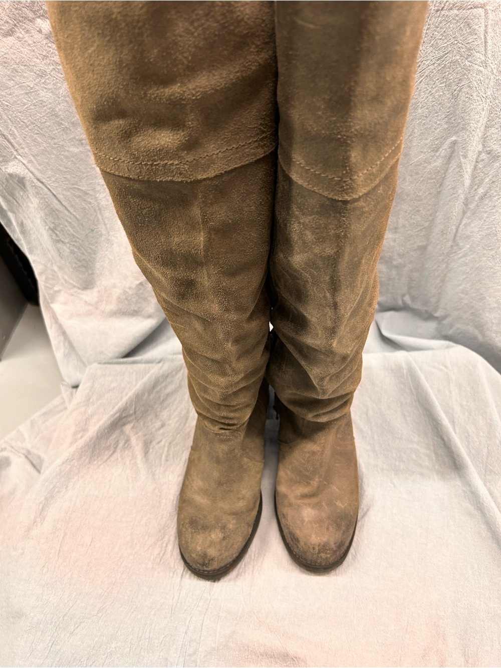 Aldo Elinna Over The Knee Suede Knee-High Boots in Grey - Picture 8 of 14